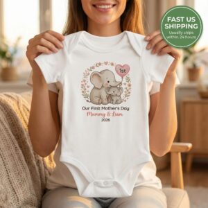 First Mothers Day Onesie – Personalized Elephant Design, Cherished Keepsake, Celebrating Mom’s First Year